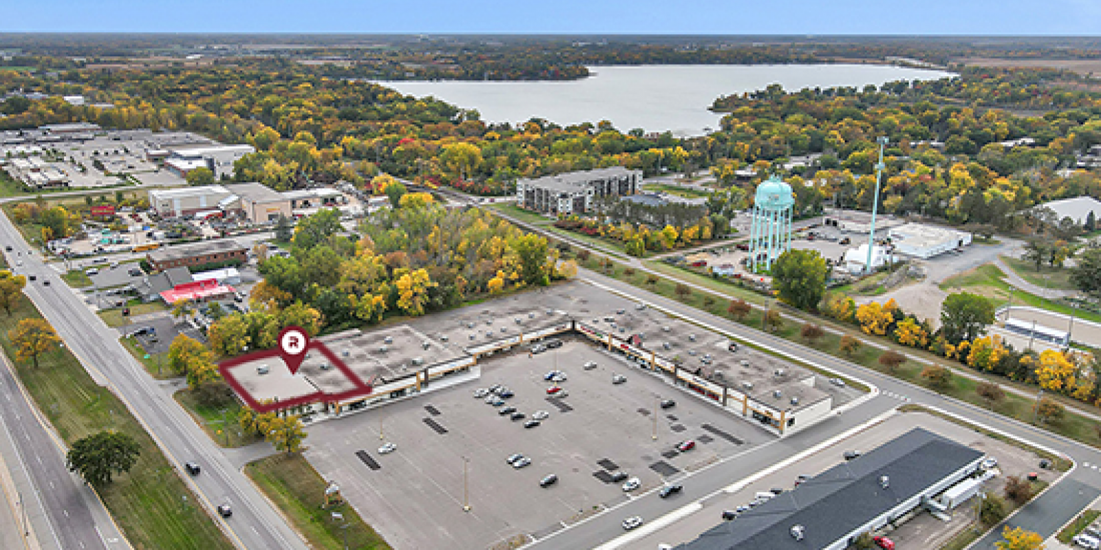 Lake Shoppes Shopping Center now leasing two retail suites in Forest Lake, MN. 