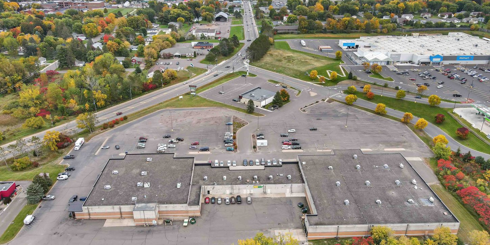 Commercial real estate for lease MN, commercial real estate restaurant for lease, real estate commercial lease, commercial real estate for lease, commercial real estate for lease Pine City MN