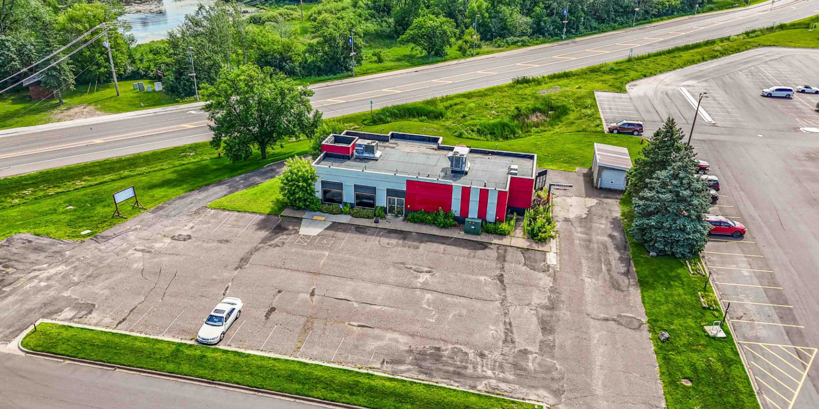 Commercial real estate for lease MN, commercial real estate restaurant for lease, real estate commercial lease, commercial real estate for lease, commercial real estate for lease Pine City MN